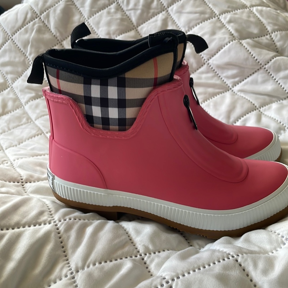 Burberry Kids Flinton Rubber Rain Boots